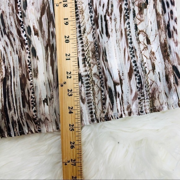 TAHARI NWT Abstract Micro Pleated Top M - Picture 6 of 8